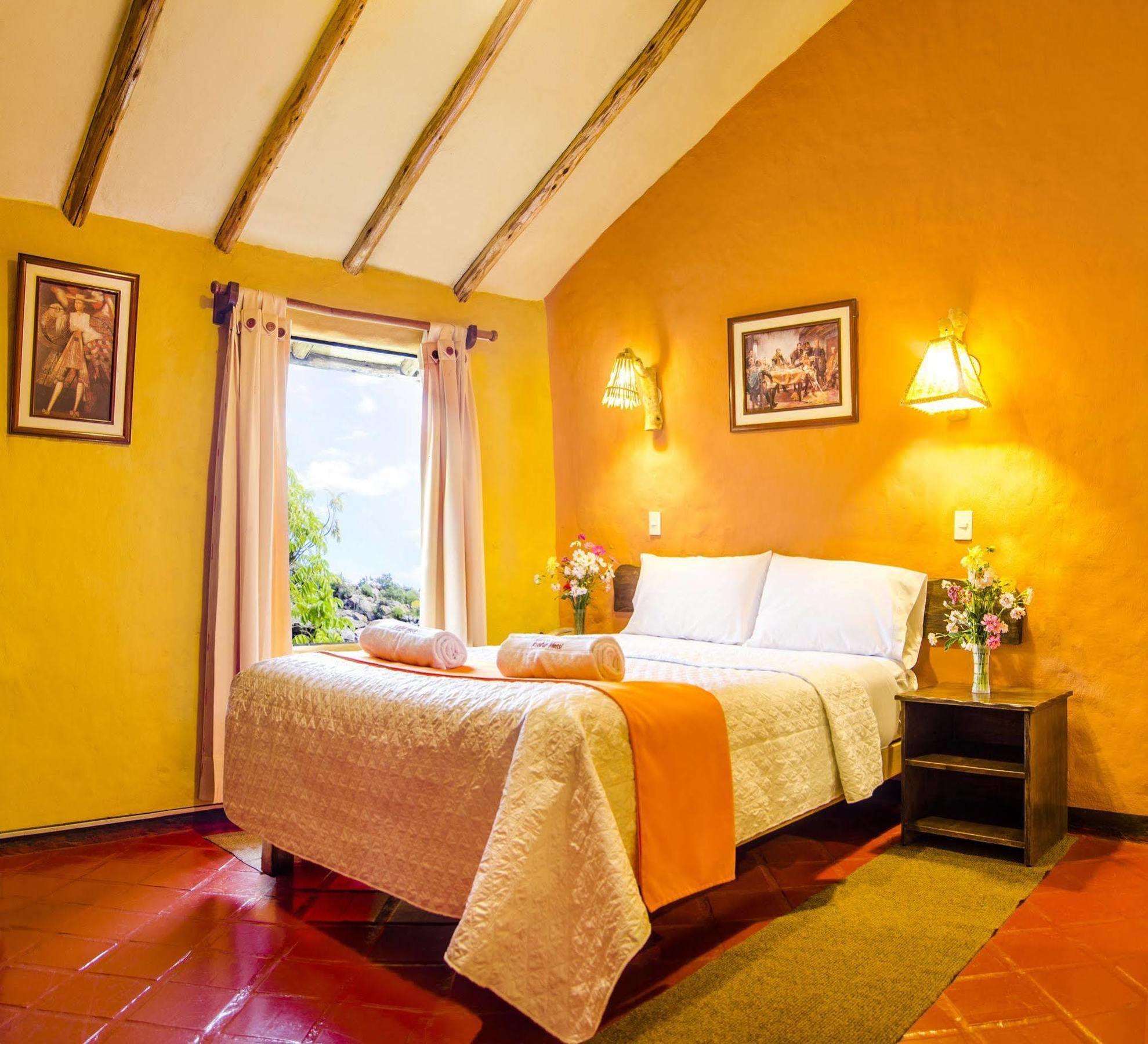 Hotel Kuntur Wassi Cabanaconde Esterno foto
